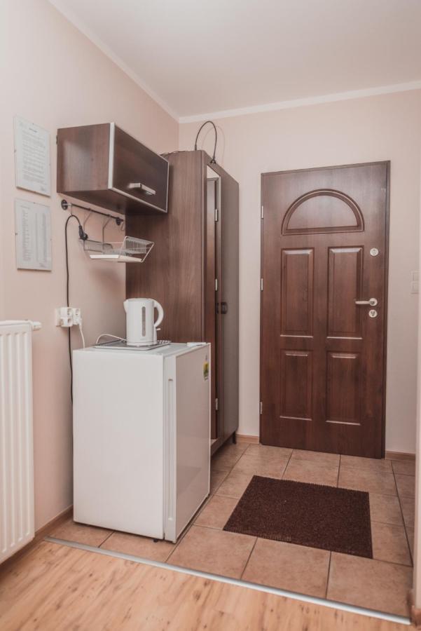 Agroturystyka Pod Modrzewiami Nowy Tomyśl Exterior foto